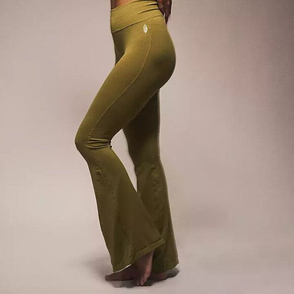 Free People FP Movement Green Flare Leggings Size XS Good Karma Pants High Waist